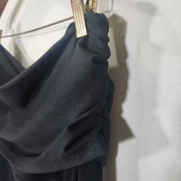 Missguided+ Black Off-Shoulder Bodysuit - Picture 5 of 9